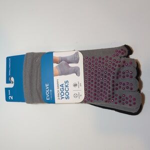 2 pair of Evolve by Gaiam grippy yoga socks stay out comfort fit small / medium